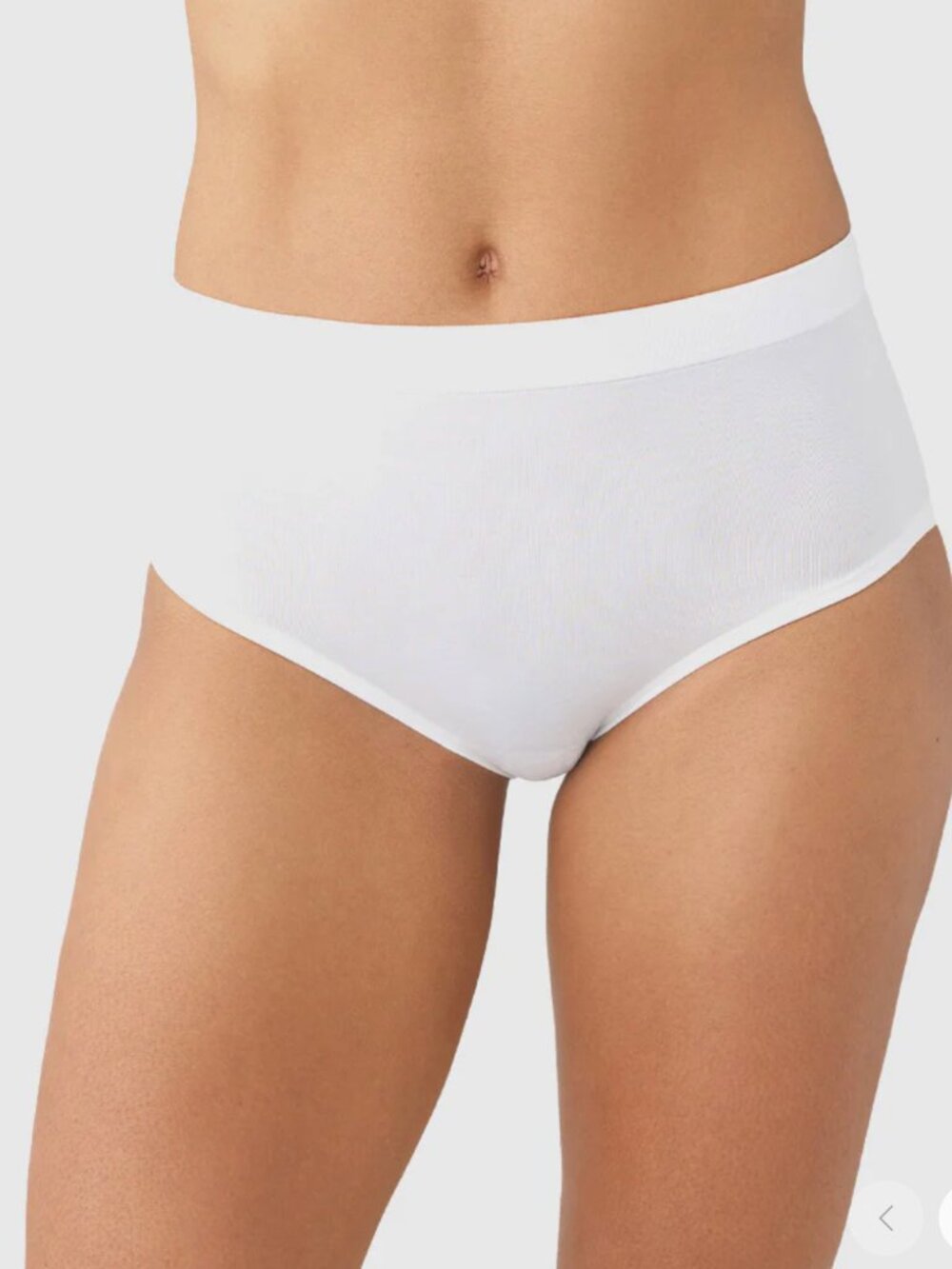 Wacoal Women's B-Smooth Natural Seamless Panties | M | White | NWT